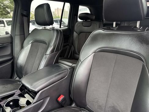 Used 2023 Jeep Grand Cherokee Altitude AWD/4WD image 20