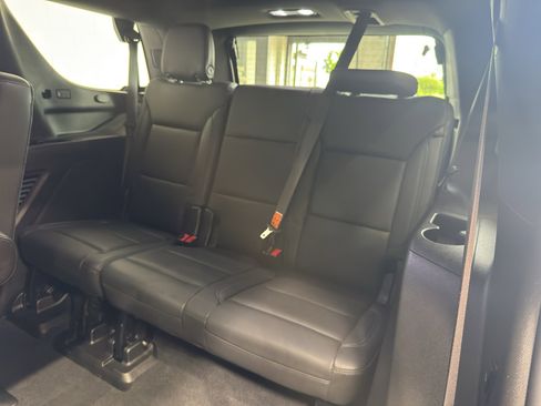 Used 2021 Chevrolet Tahoe LT w/ LT Signature Package AWD/4WD image 13