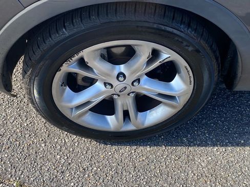 Used 2013 Ford Explorer Limited image 18