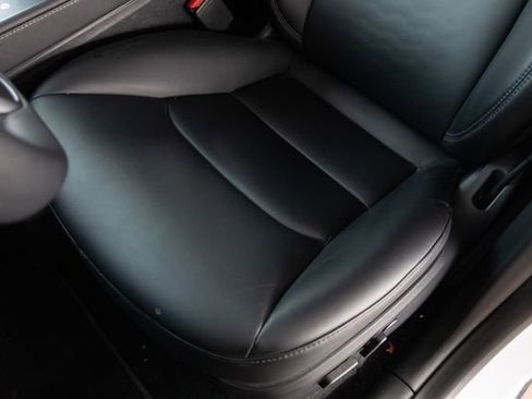 Used 2023 Tesla Model Y Long Range image 21