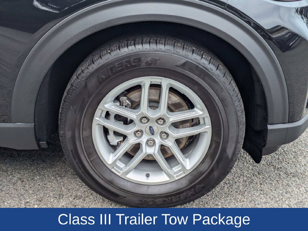 Used 2026 Ford Explorer Active RWD image 11