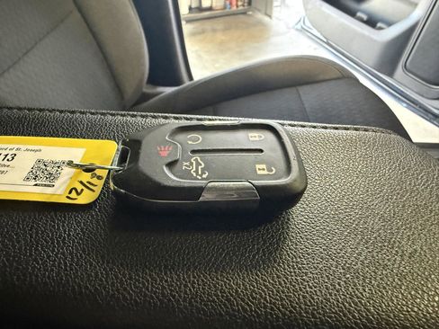 Used 2022 Chevrolet Silverado 3500 LT w/ All Star Edition image 33