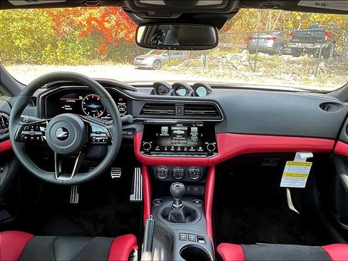 New 2024 Nissan Z Performance w/ Floor Mat Package image 11