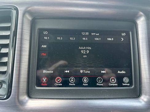 Used 2018 Dodge Challenger SXT RWD image 18