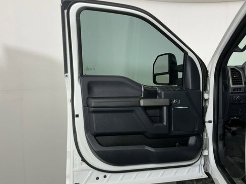 Used 2022 Ford F250 Platinum image 19