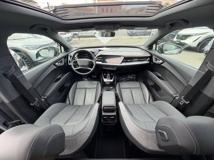 Used 2023 Audi Q4 e-tron Premium w/ Convenience Package RWD image 20