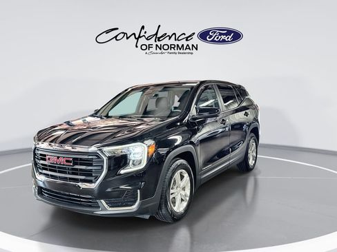 Used 2023 GMC Terrain SLE FWD image 3