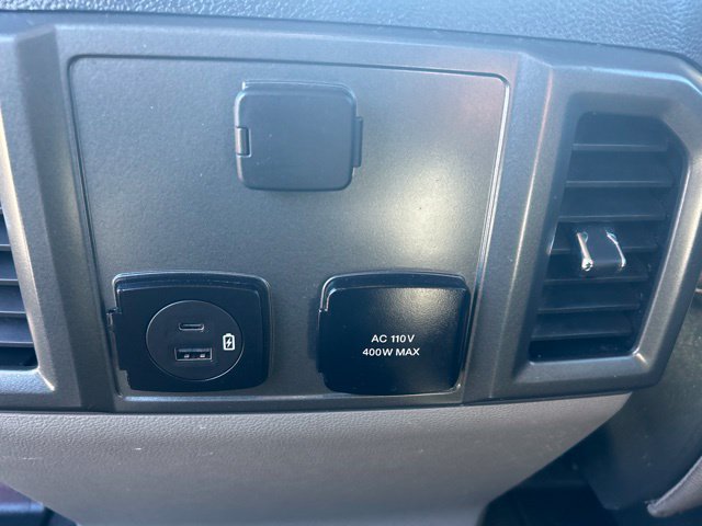 Used 2022 Ford F250 XLT w/ XLT Premium Package AWD/4WD image 18