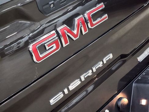 Used 2021 GMC Sierra 1500 Elevation w/ Preferred Package image 25