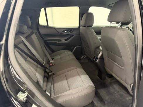 Used 2025 Chevrolet Equinox LT AWD/4WD image 23