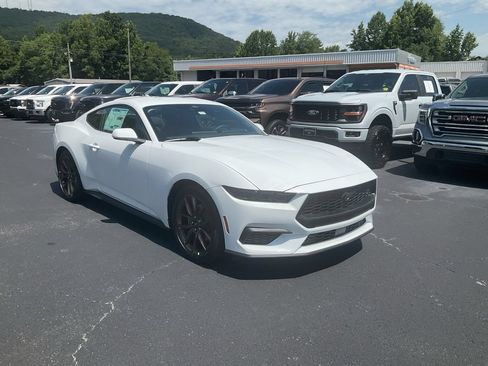 New 2026 Ford Mustang Coupe RWD image 3