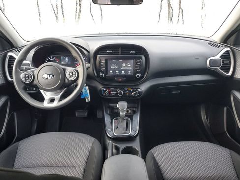 Used 2021 Kia Soul LX FWD image 10