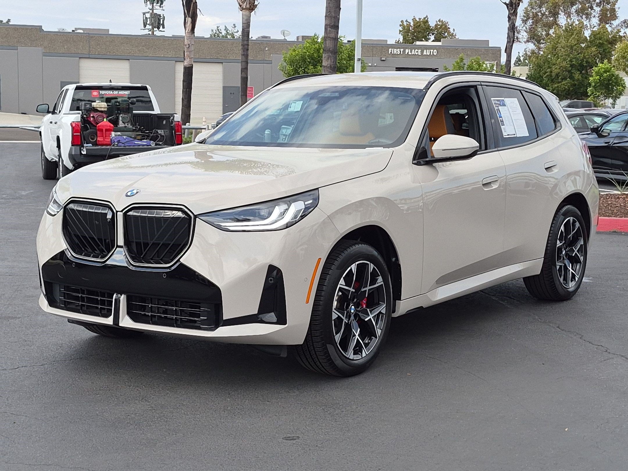 Used 2026 BMW X3 xDrive30i w/ Premium Package AWD/4WD image 5