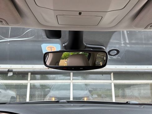 Used 2017 Chrysler Pacifica Touring-L Plus w/ Advanced Safetytec Group image 21