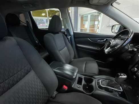 Used 2020 Nissan Rogue SV w/ Sun & Sound Touring Package FWD image 28