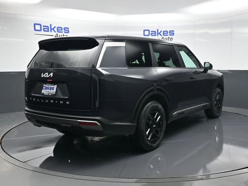 New 2027 Kia Telluride LX FWD image 8