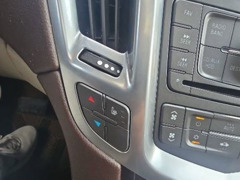 Used 2010 Cadillac SRX Luxury AWD/4WD image 27