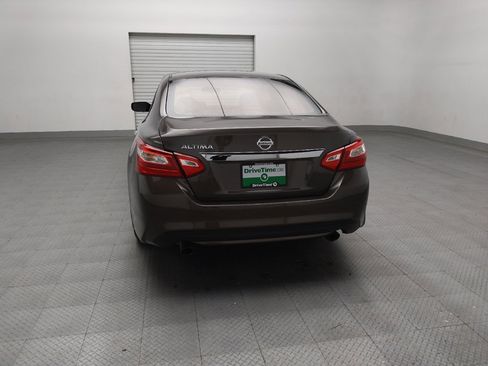 Used 2017 Nissan Altima 2.5 S w/ Power Driver Seat Package image 6