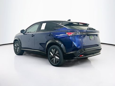Used 2023 Nissan Ariya AWD image 5