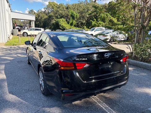 Used 2023 Nissan Altima 2.5 S image 7