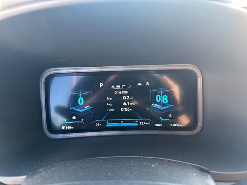 Used 2022 Hyundai Kona Limited FWD image 17