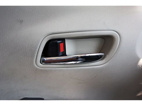 Used 2016 Toyota Prius Two FWD image 22