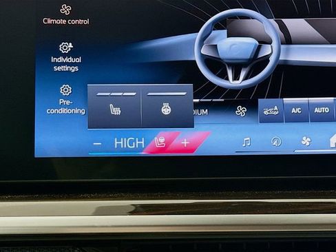 Used 2026 BMW X5 xDrive40i w/ Premium Package image 21