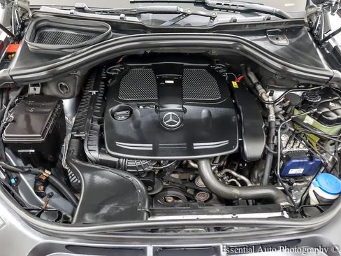 Used 2015 Mercedes-Benz ML 350 4MATIC image 37