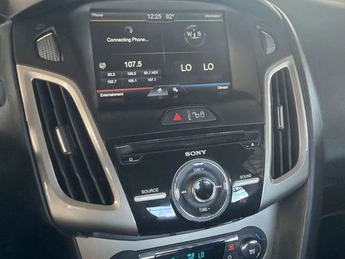 Used 2012 Ford Focus SEL image 14