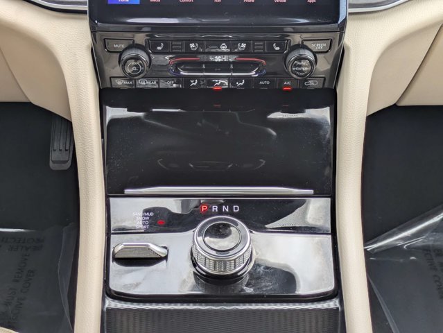 Certified 2025 Jeep Grand Cherokee Limited w/ Luxury Tech Group II AWD/4WD image 20