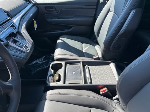 New 2026 Honda Odyssey EX-L image 16