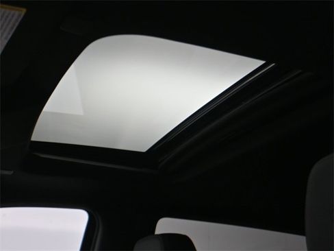 Used 2021 Chevrolet Silverado 1500 High Country w/ Safety Package II image 21