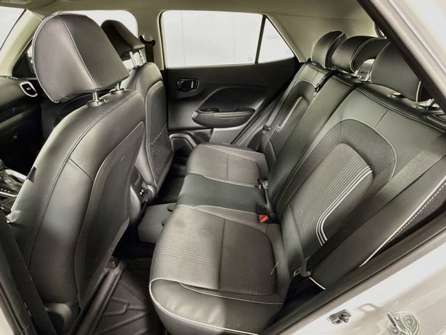 Certified 2024 Hyundai Venue Limited FWD image 26