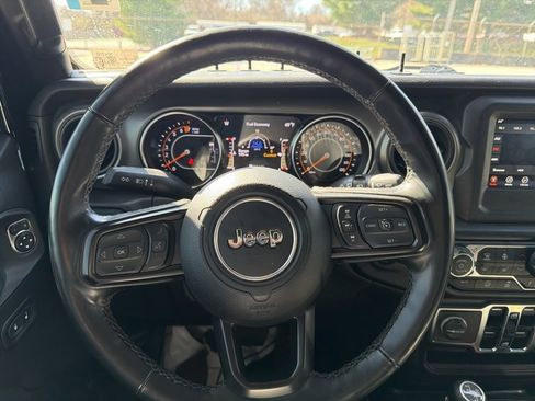 Used 2022 Jeep Wrangler Unlimited Willys image 19