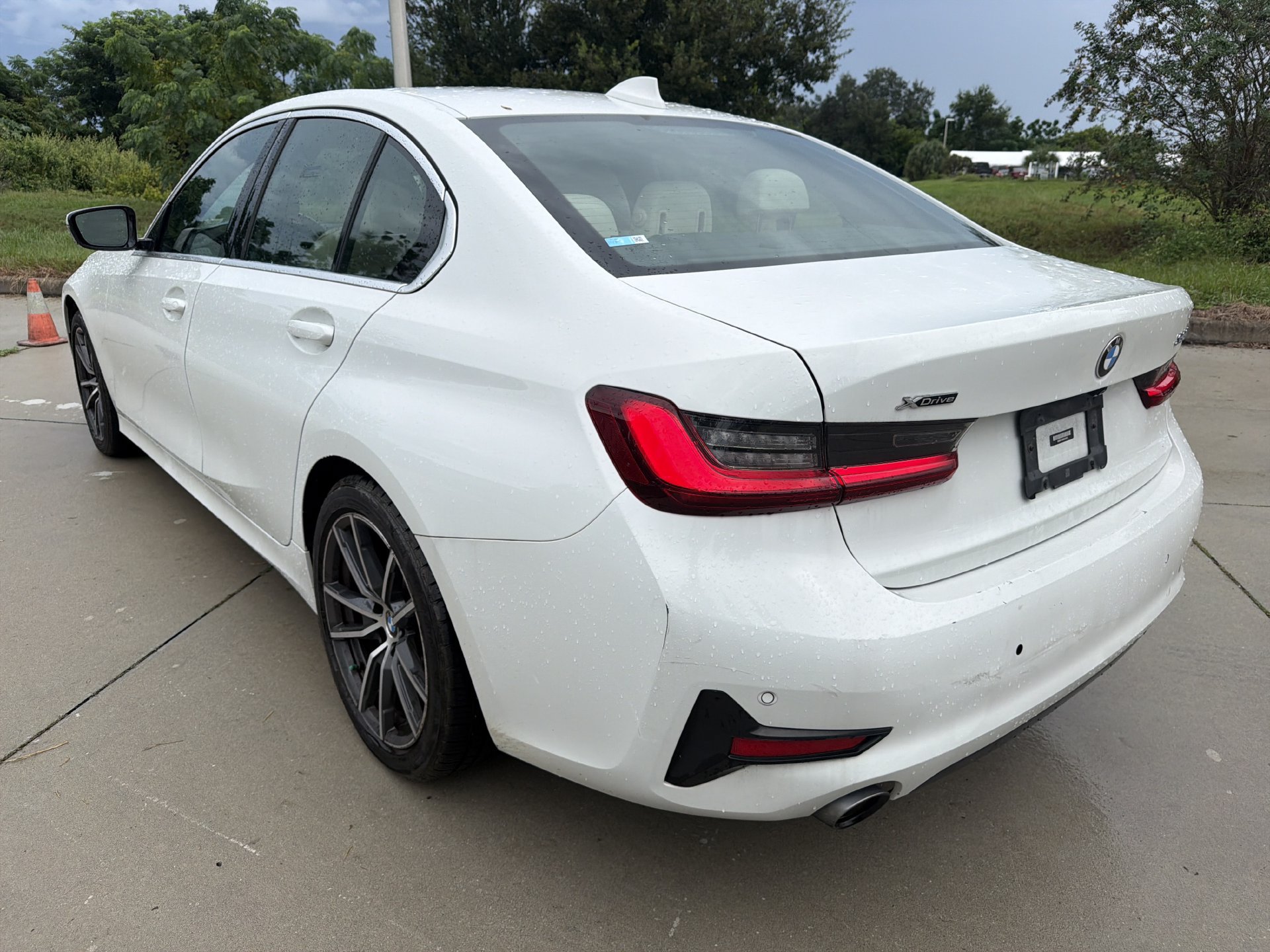 Used 2022 BMW 330i xDrive Sedan w/ Driving Assistance Package AWD/4WD image 6