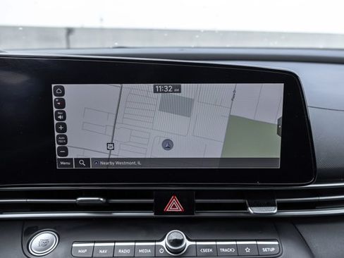 Used 2024 Hyundai Elantra SEL FWD image 16