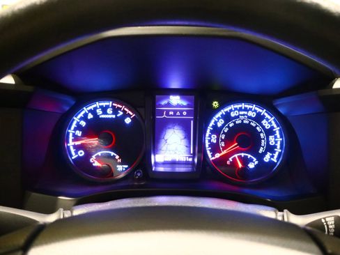 Used 2020 Toyota Tacoma SR5 image 13