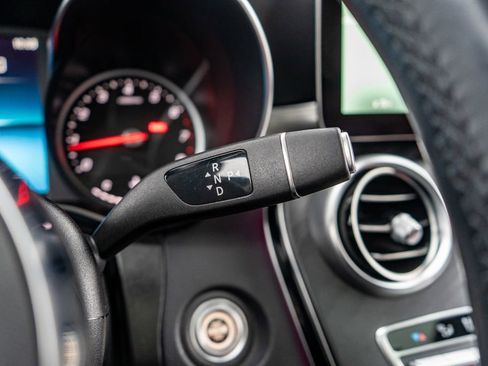 Used 2022 Mercedes-Benz GLC 300 GLC 300 image 29