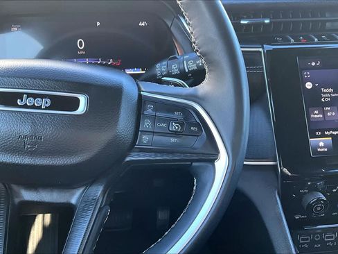 Used 2024 Jeep Grand Cherokee Altitude image 26