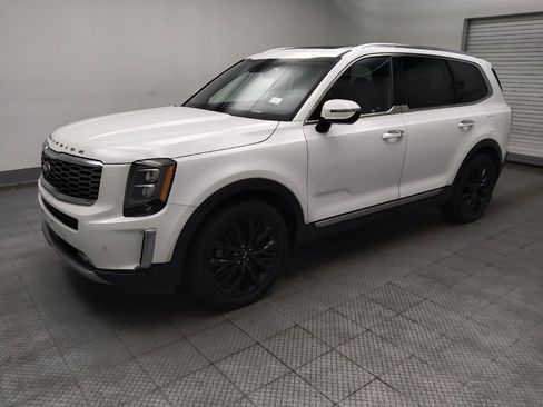 Used 2020 Kia Telluride SX w/ SX Prestige Package image 2