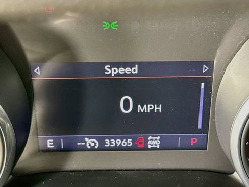 Used 2022 Buick Encore GX Select w/ Sport Touring Package AWD/4WD image 2
