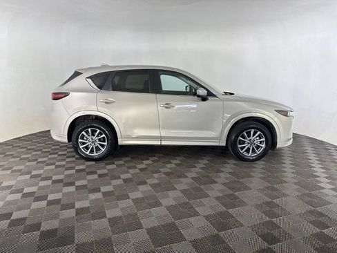 Used 2025 MAZDA CX-5 AWD 2.5 S w/ Select Package image 4