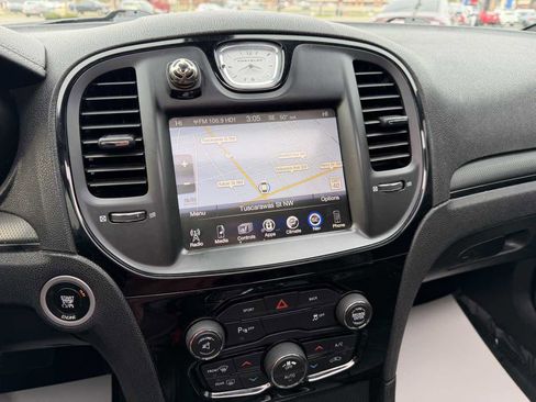 Used 2015 Chrysler 300 S w/ 300S Premium Group image 23