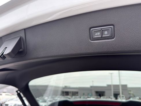 Certified 2024 Audi SQ5 Premium Plus image 31