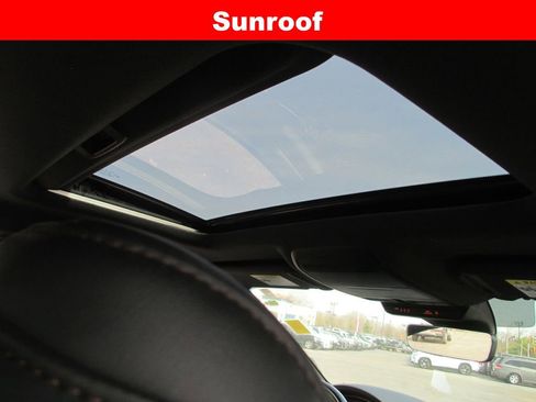 Used 2021 MAZDA MAZDA3 Premium Plus image 16