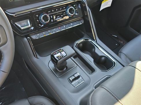 New 2026 GMC Sierra 1500 AT4 w/ Technology Package image 22