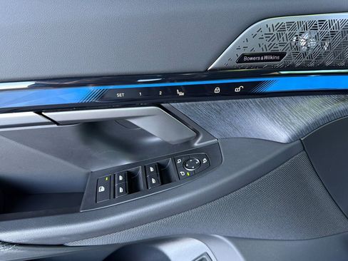 Certified 2025 BMW i5 M60 image 12