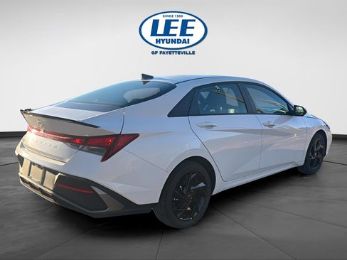 New 2026 Hyundai Elantra Sport image 6