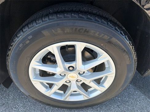 Used 2024 Chevrolet Equinox LT w/ LPO, Cargo Package image 20