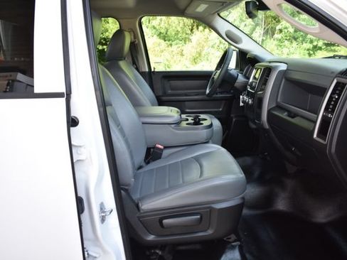 Used 2018 RAM 1500 Tradesman RWD image 15